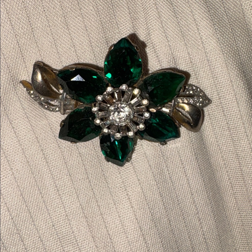Vtg Fun Faux large Crystal & Rhinestone Brooch…Art Deco vibes